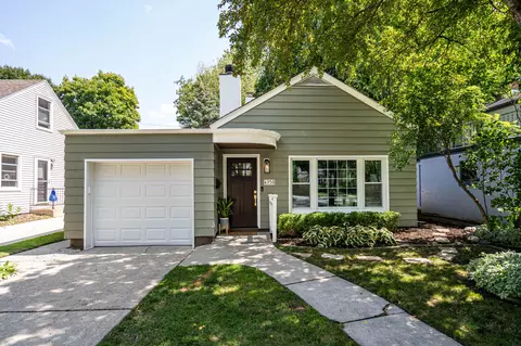 4750 N Woodruff, Whitefish Bay, WI 53211