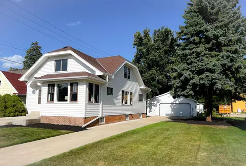 2911 Erie, Racine, WI 53402