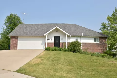 1798 Oneida, Grafton, WI 53024