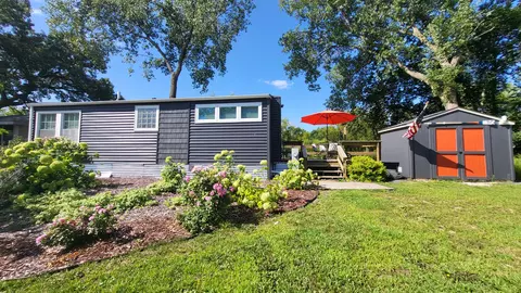 w4945 County Road Es #110, Sugar Creek, WI 53121