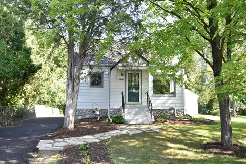 18580 Hoffman, Brookfield, WI 53045