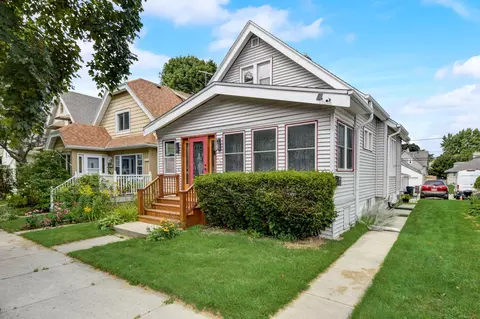 3550 E Cudahy, Cudahy, WI 53110