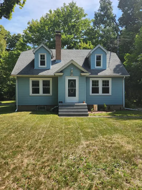 w332n6722 County Road C, Merton, WI 53058
