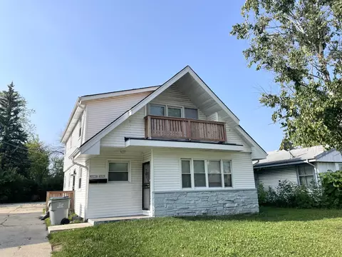 8923 W Carmen #8923A, Milwaukee, WI 53225