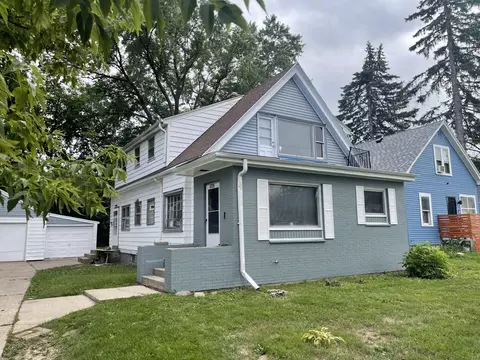 4725 W Villard, Milwaukee, WI 53218