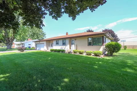 1397 County Road Ss, Onalaska, WI 54650