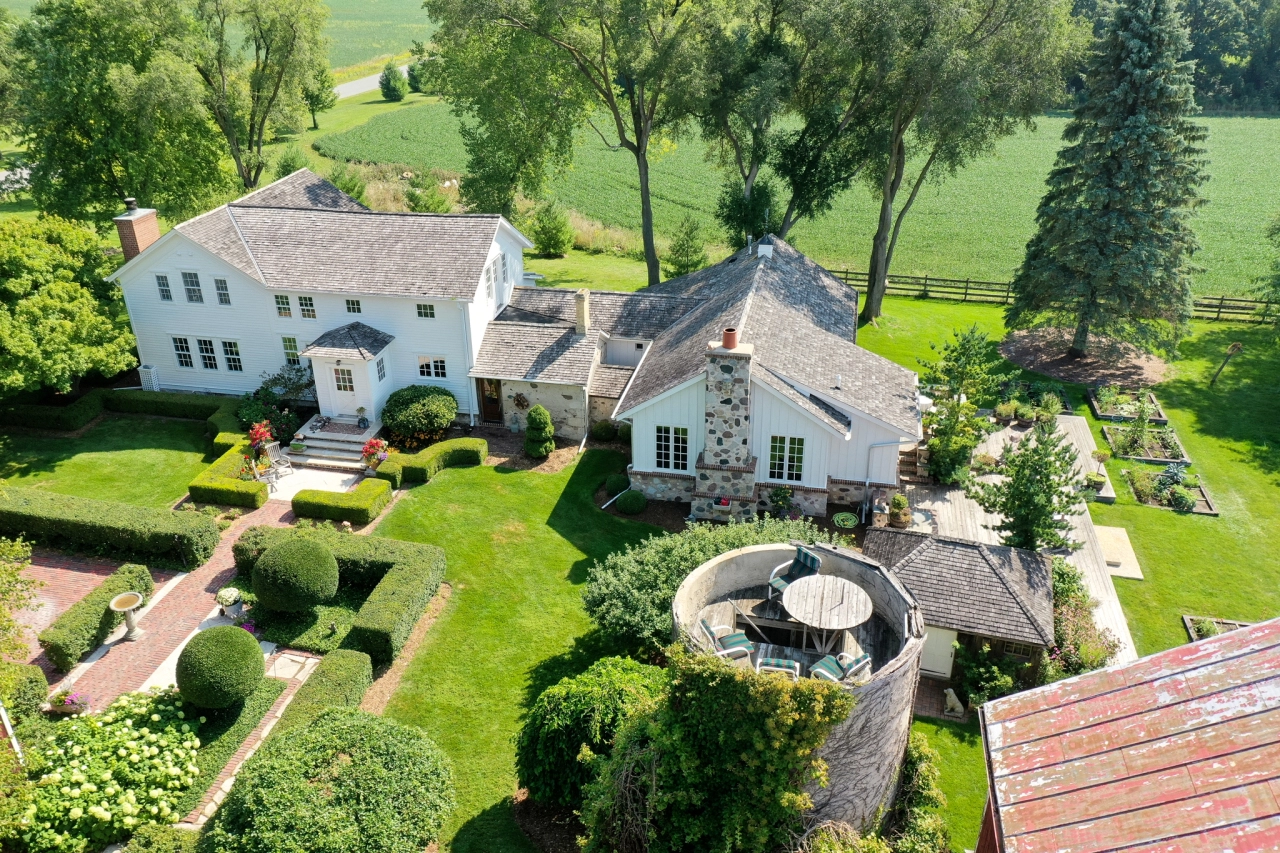 n136w16911 Bonniwell  