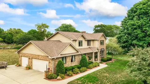 15760 Brook, Brookfield, WI 53005