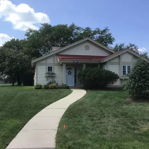1660 Cottage #7-45, Geneva, WI 53147