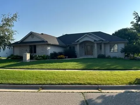 320 Travellers, Burlington, WI 53105