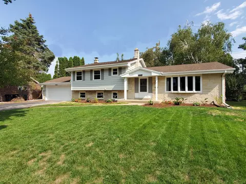 3004 N Fairwood, Wauwatosa, WI 53222