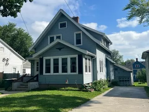 108 N 3rd, Fort Atkinson, WI 53538