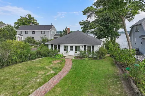 3021 S Browns Lk, Burlington, WI 53105