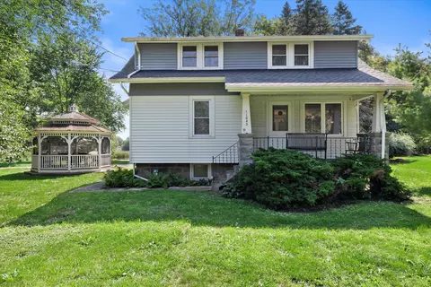 11043 W Church, Franklin, WI 53132