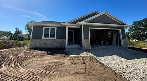 435 Norgaard, Sheboygan Falls, WI 53085