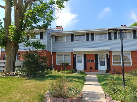 8618 W Villard, Milwaukee, WI 53225