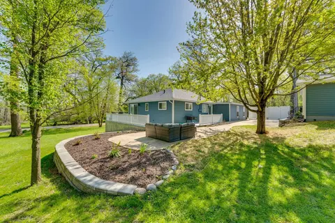 N3264 Queen, Geneva, WI 53147