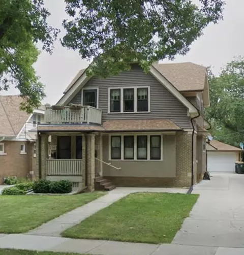 2338 N 72nd #2340, Wauwatosa, WI 53213