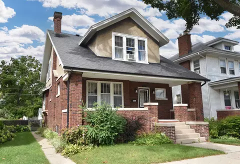 1636 Flett, Racine, WI 53405