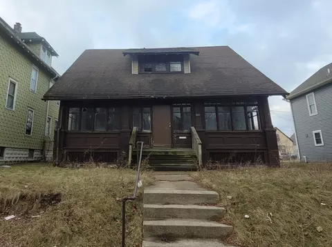 3231 N 24th, Milwaukee, WI 53206