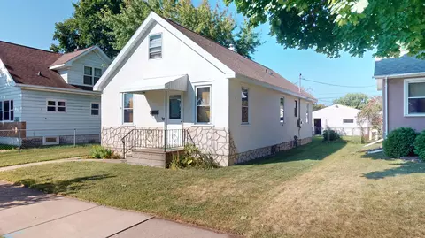 1808 E La, La Crosse, WI 54601
