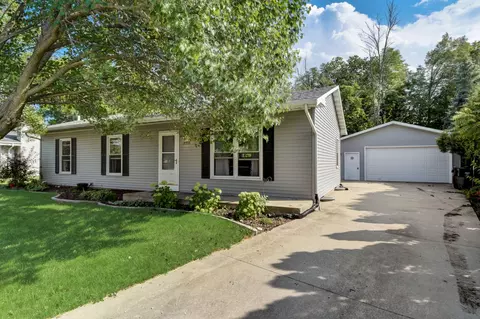 2955 Stonebridge, Racine, WI 53404