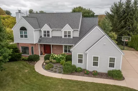422 Overland, Grafton, WI 53024