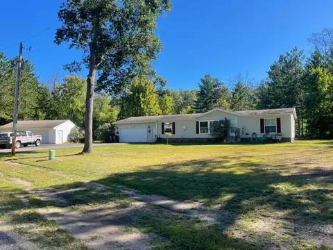 W4966 N Pathfinder, Wescott, WI 54166