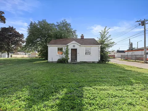4820 N 52nd, Milwaukee, WI 53218
