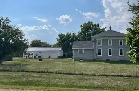 n1369 County Road C, Sharon, WI 53585