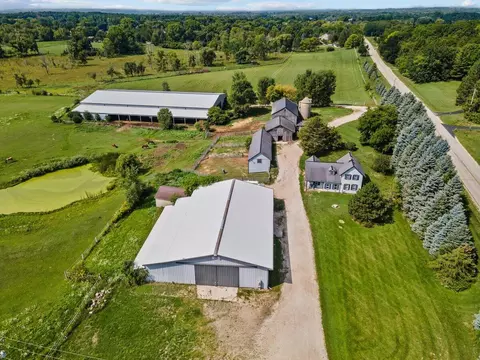 6995 N Oak, Trenton, WI 53090