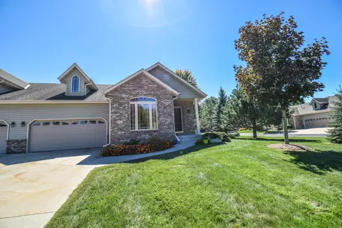3017 Valley, West Bend, WI 53095