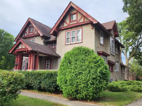 373 S Kane, Burlington, WI 53105