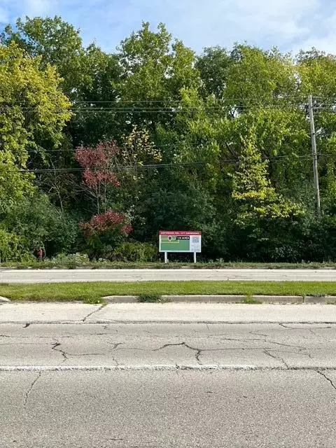7430 N 107th, Milwaukee, WI 53224