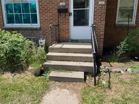 1265 N 68th #1267, Wauwatosa, WI 53213