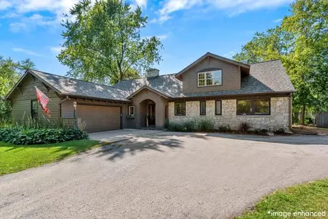 7857 N N Lk, Fox Point, WI 53217