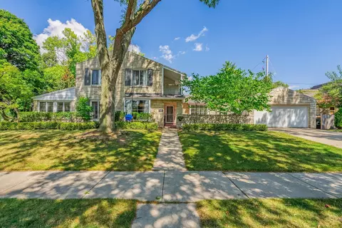 7830 Mary Ellen, Wauwatosa, WI 53213