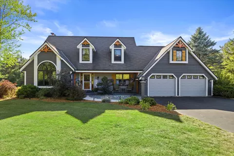 799 S Wayfare, Summit, WI 53066