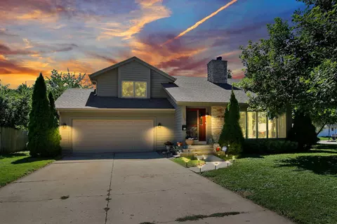 465 Dena, Racine, WI 53402