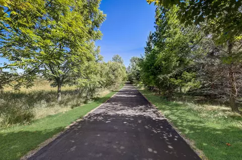 646 Ulao, Grafton, WI 53024