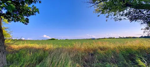 Lt0 Terry, Erin, WI 53027