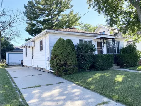3019 Gilson, Racine, WI 53403