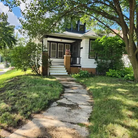 3603 W Maple, Milwaukee, WI 53215
