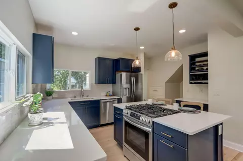 3725 S 5th, Milwaukee, WI 53207