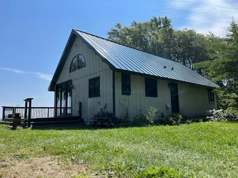 12435 Lakeshore, Cleveland, WI 53015