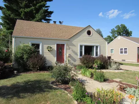 1706 Mole, Janesville, WI 53548