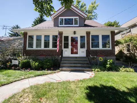 1505 13th, Grafton, WI 53024