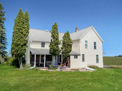 e6167 County Road Y, Jefferson, WI 54665