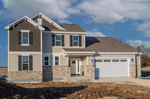 220 Windridge, Slinger, WI 53086