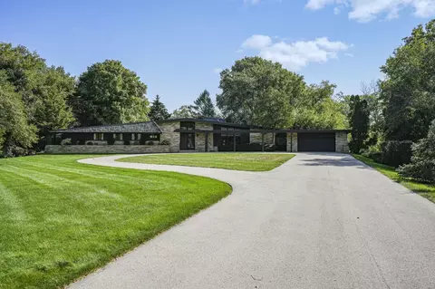1209 Valley Vw, Mount Pleasant, WI 53405